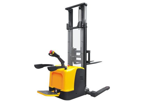 جودة  Rider Straddle Electric Pallet Stacker 2.5 - 5.6 Meters Lifting Height Multi Function مصنع